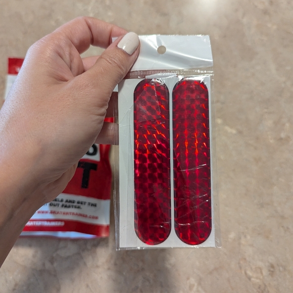 Lot for skateboarder - Picture 10 of 12